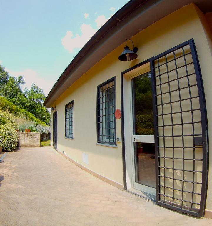 Agriturismo Valle Siriaca Кастельнуово-ди-Порто Экстерьер фото