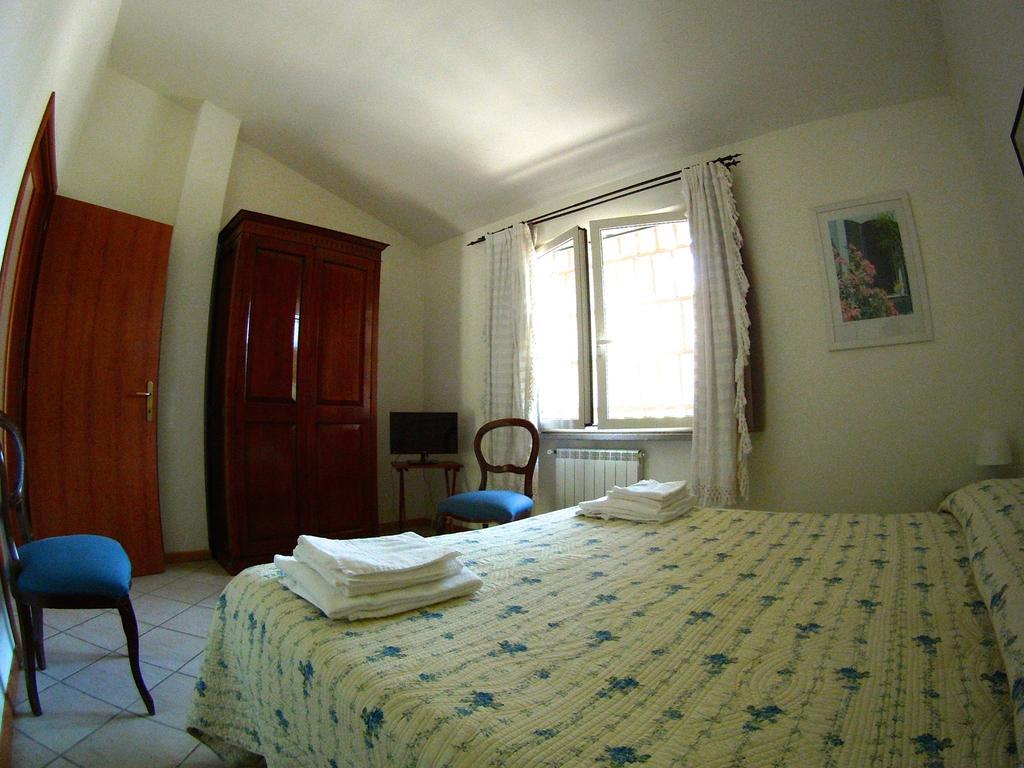 Agriturismo Valle Siriaca Кастельнуово-ди-Порто Экстерьер фото