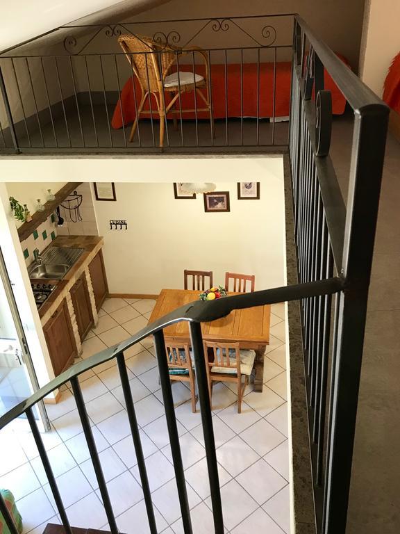 Agriturismo Valle Siriaca Кастельнуово-ди-Порто Экстерьер фото