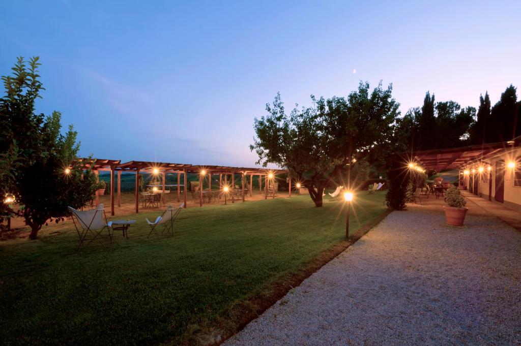 Agriturismo Valle Siriaca Кастельнуово-ди-Порто Экстерьер фото
