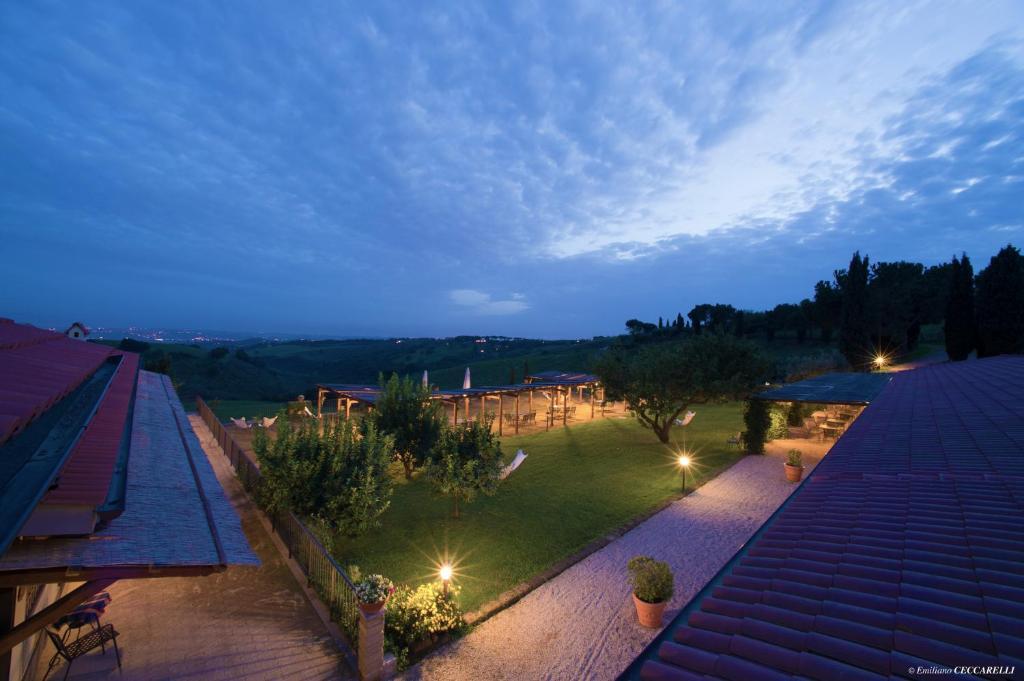 Agriturismo Valle Siriaca Кастельнуово-ди-Порто Экстерьер фото